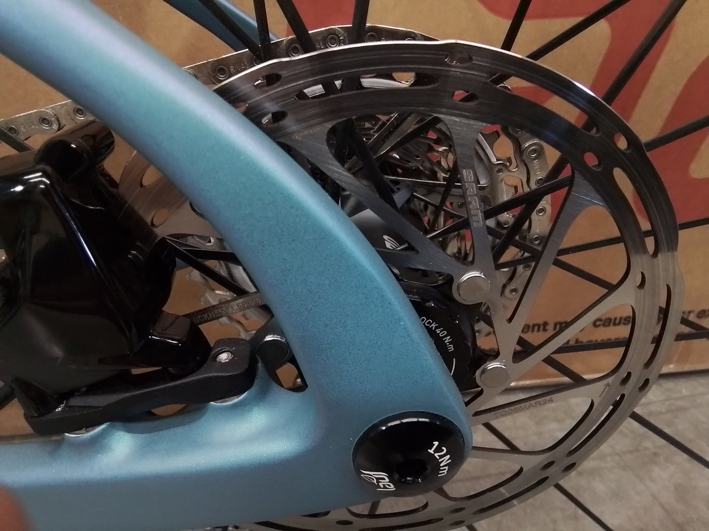 Úthald - Weekend Warrior Wireless - (Medium) Borealis - Satin