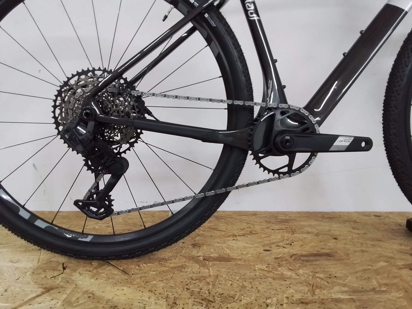 Seigla Rigid - Core Transmission - (Medium) Basalt Black - Glossy