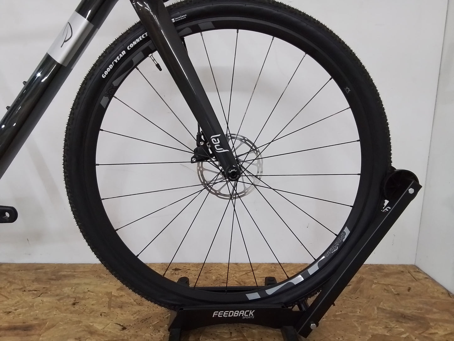 Seigla Rigid - Core Transmission - (Medium) Basalt Black - Glossy