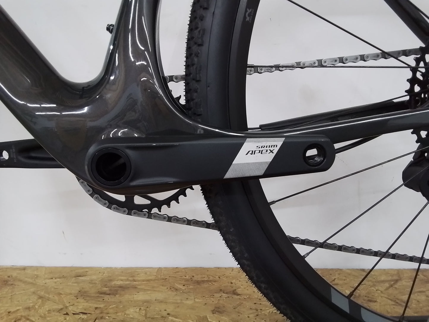 Seigla Rigid - Core Transmission - (Medium) Basalt Black - Glossy
