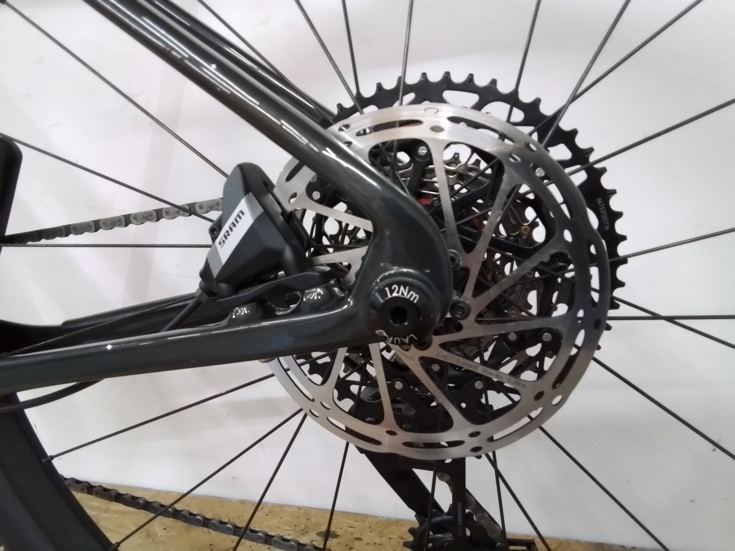 Seigla Rigid - Core Transmission - (Medium) Basalt Black - Glossy