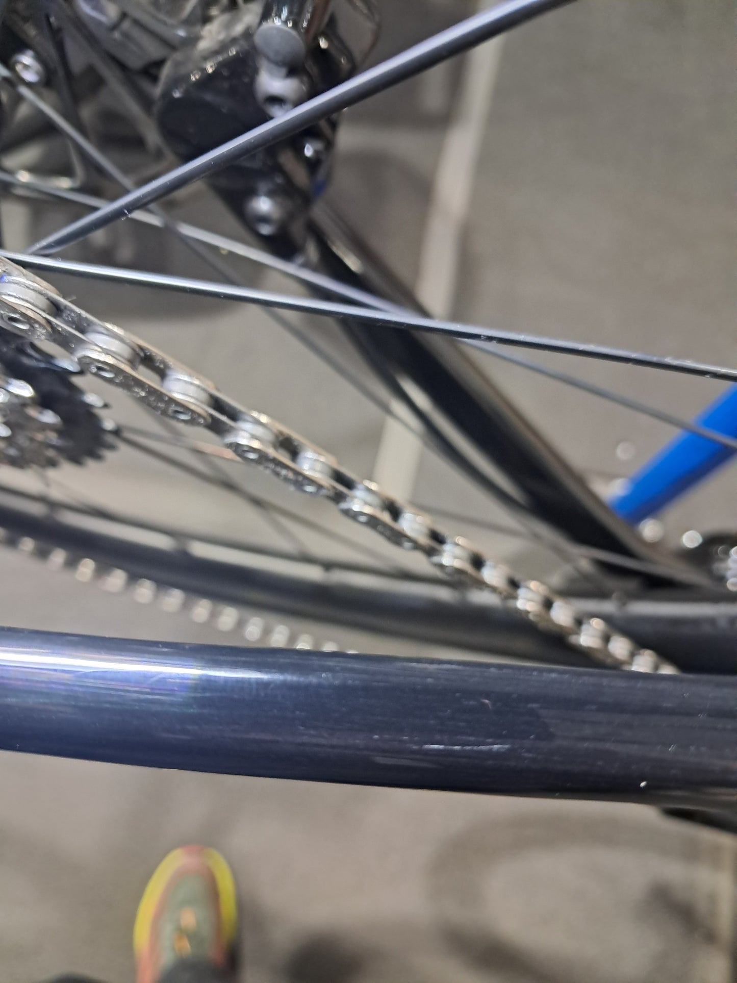 Úthald - Race Wireless - (Medium) Obsidian Black - Glossy