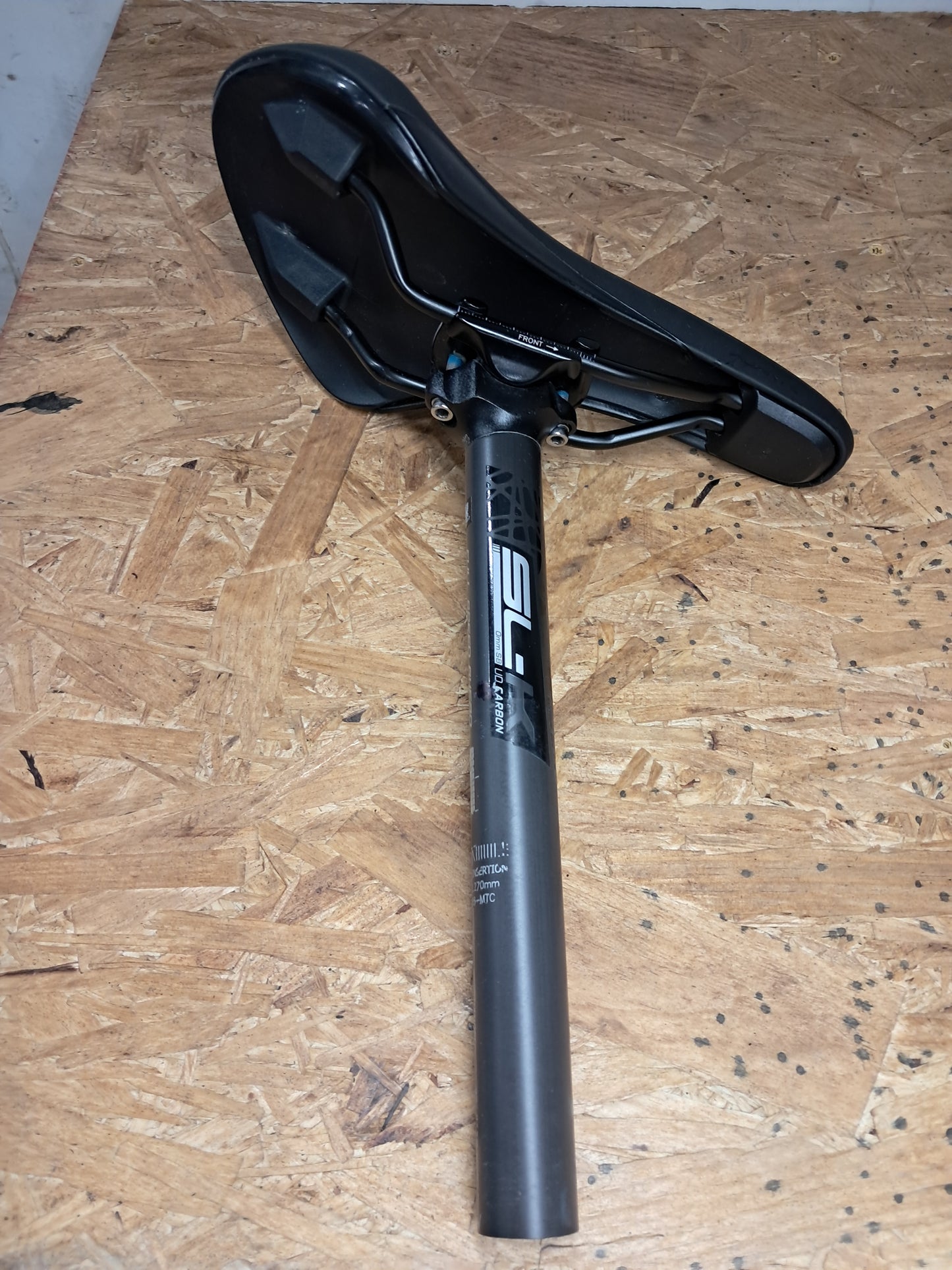 Seigla - Race Transmission - (X-Small) Basalt Black - Glossy