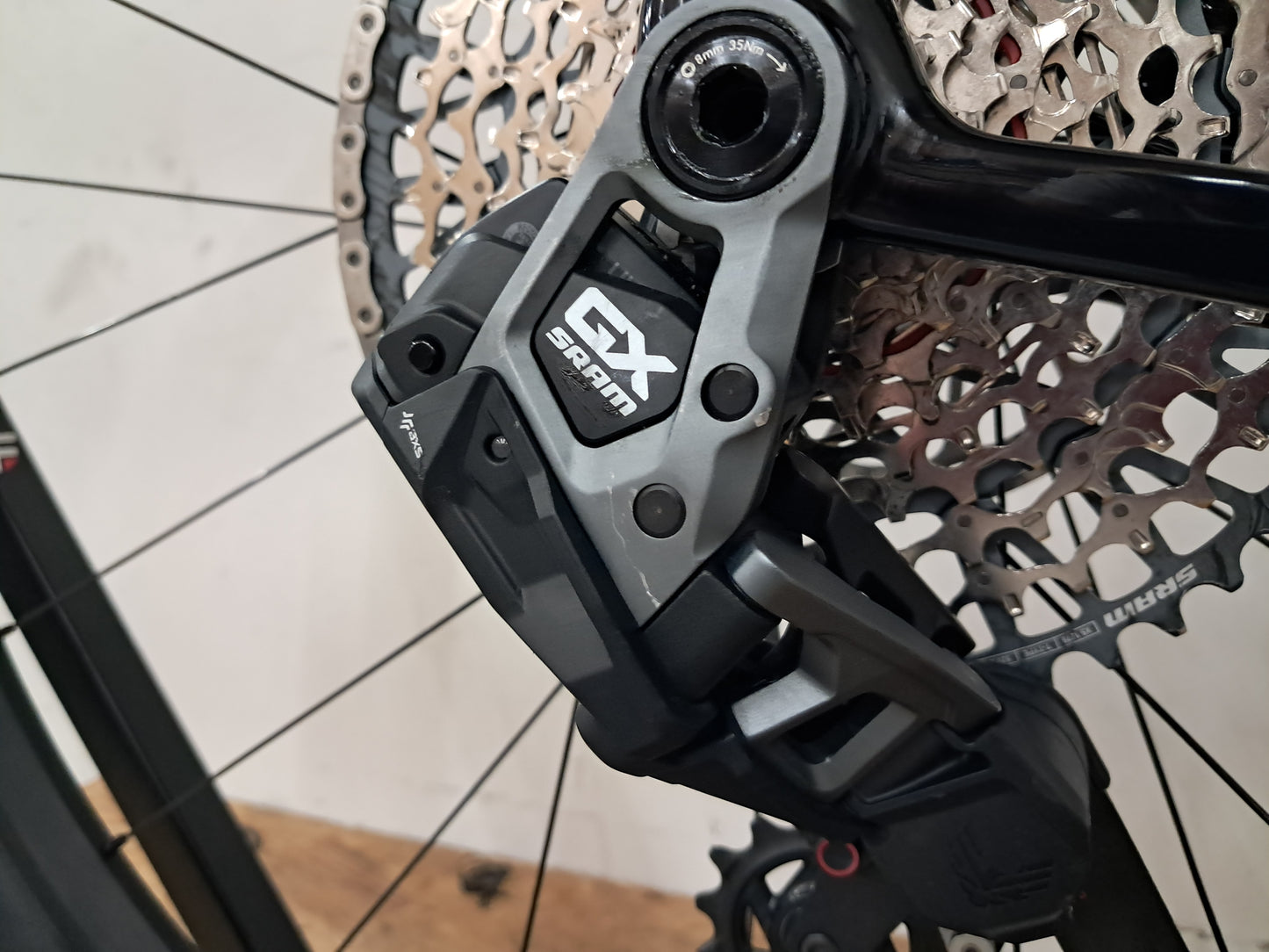 Seigla Rigid - Weekend Warrior Transmission - (Medium) Obsidian Black - Glossy