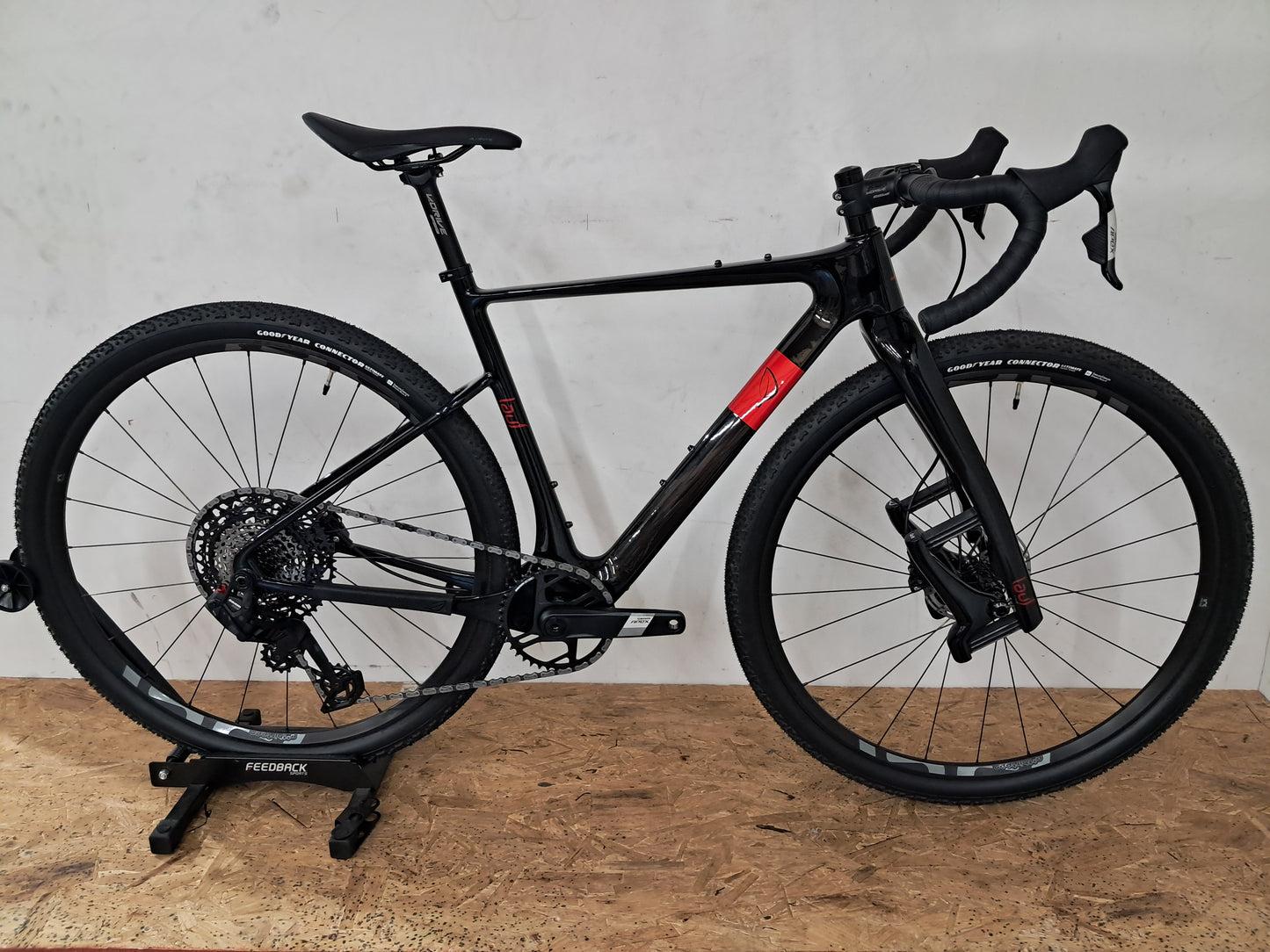 Seigla - Core Transmission - (Small) Obsidian Black - Glossy