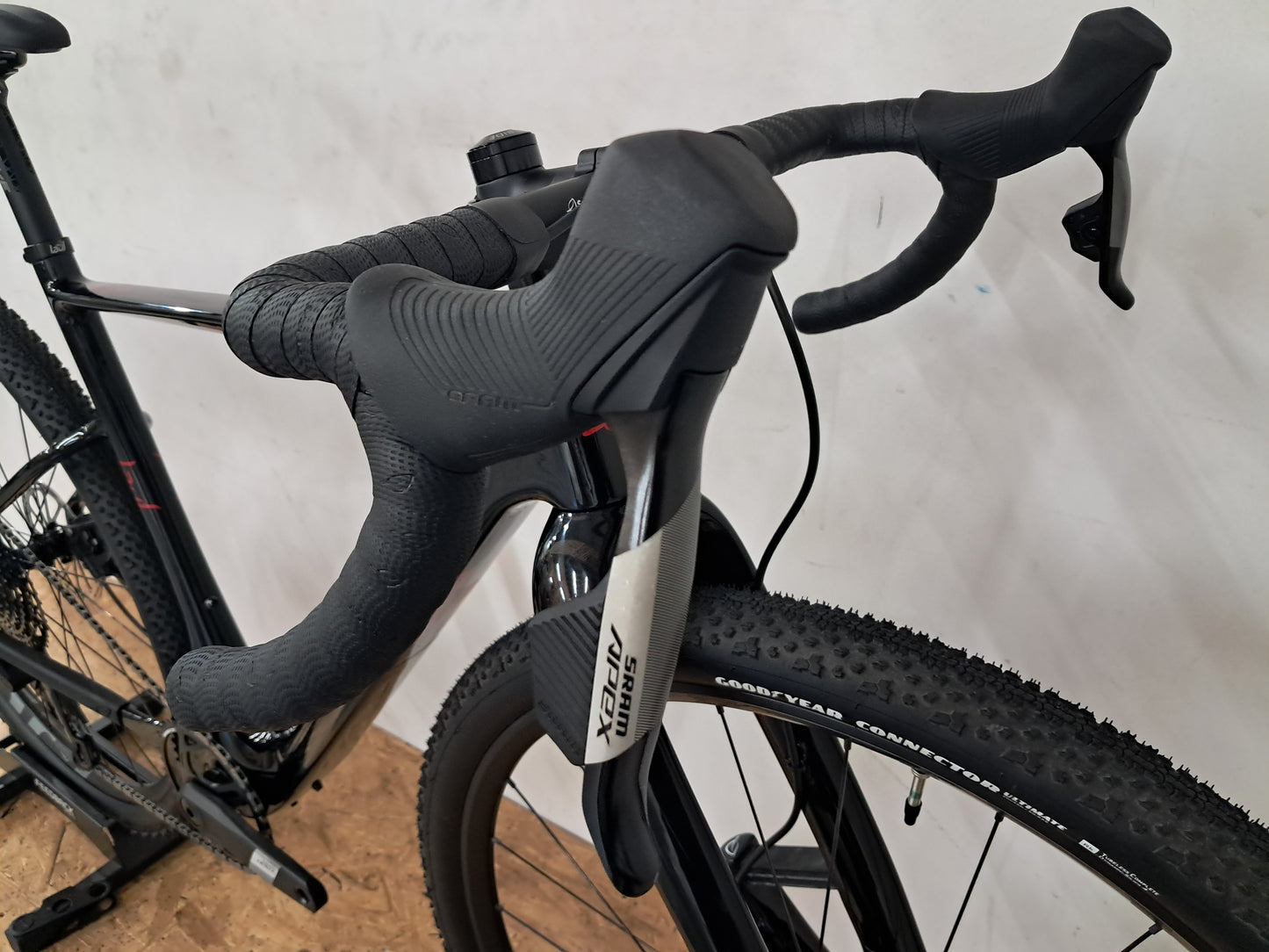 Seigla - Core Transmission - (Small) Obsidian Black - Glossy