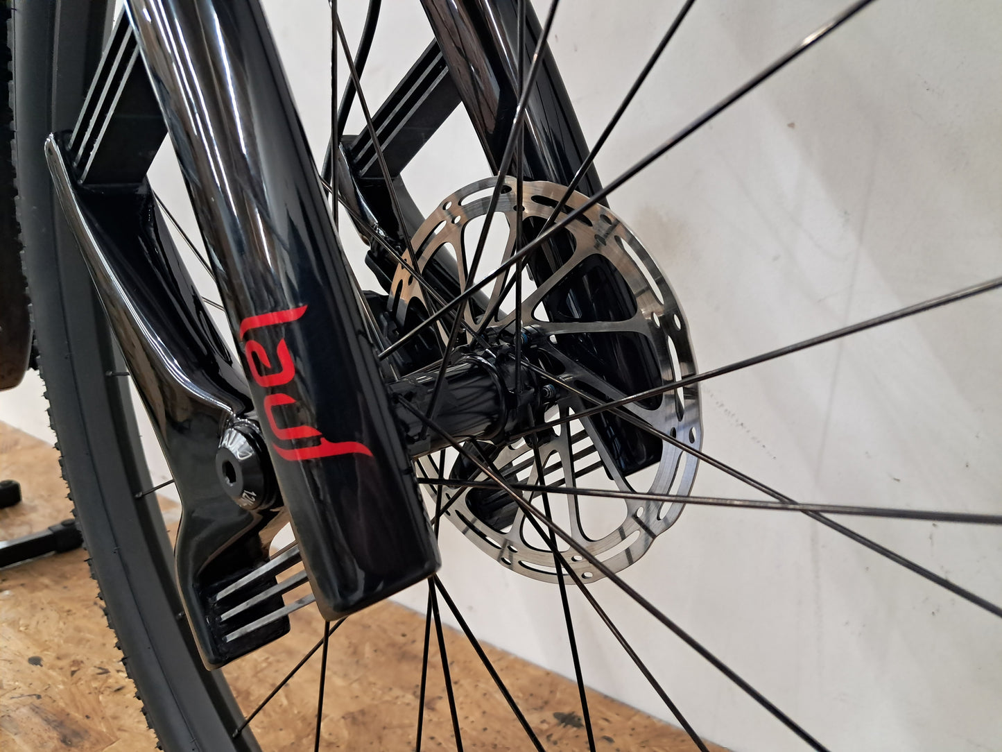 Seigla - Core Transmission - (Small) Obsidian Black - Glossy