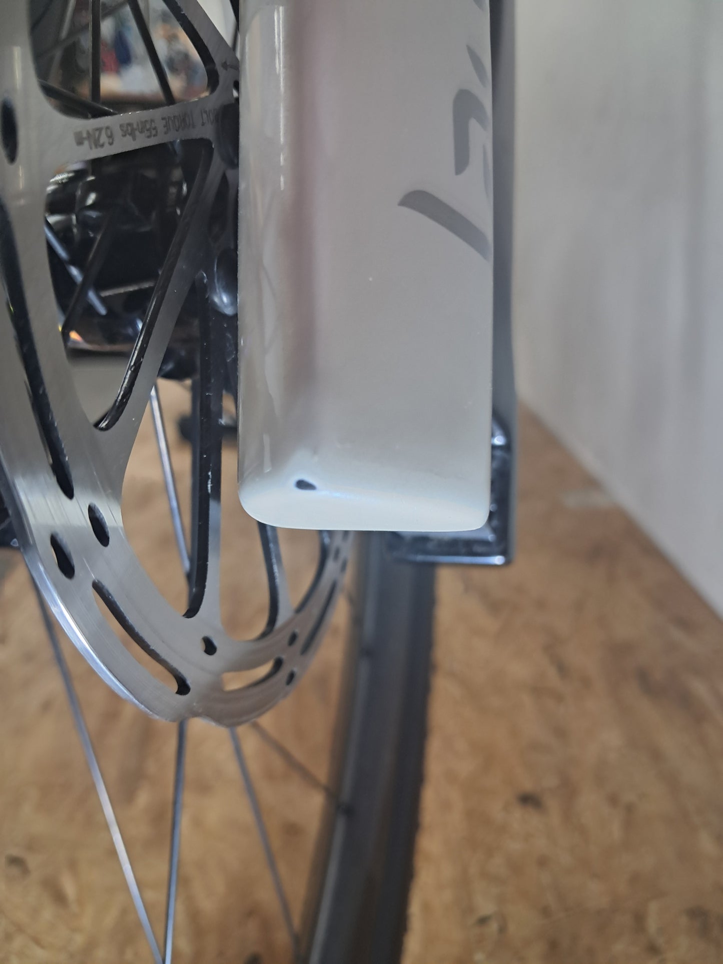 Seigla - Race Transmission - (Large) Glacial White - Glossy