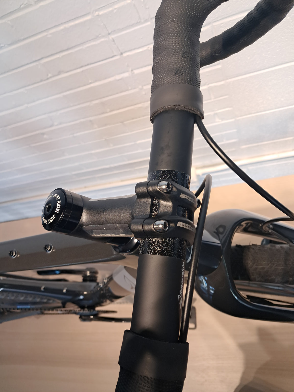 Seigla - Race Transmission - (Medium) Basalt Black - Glossy