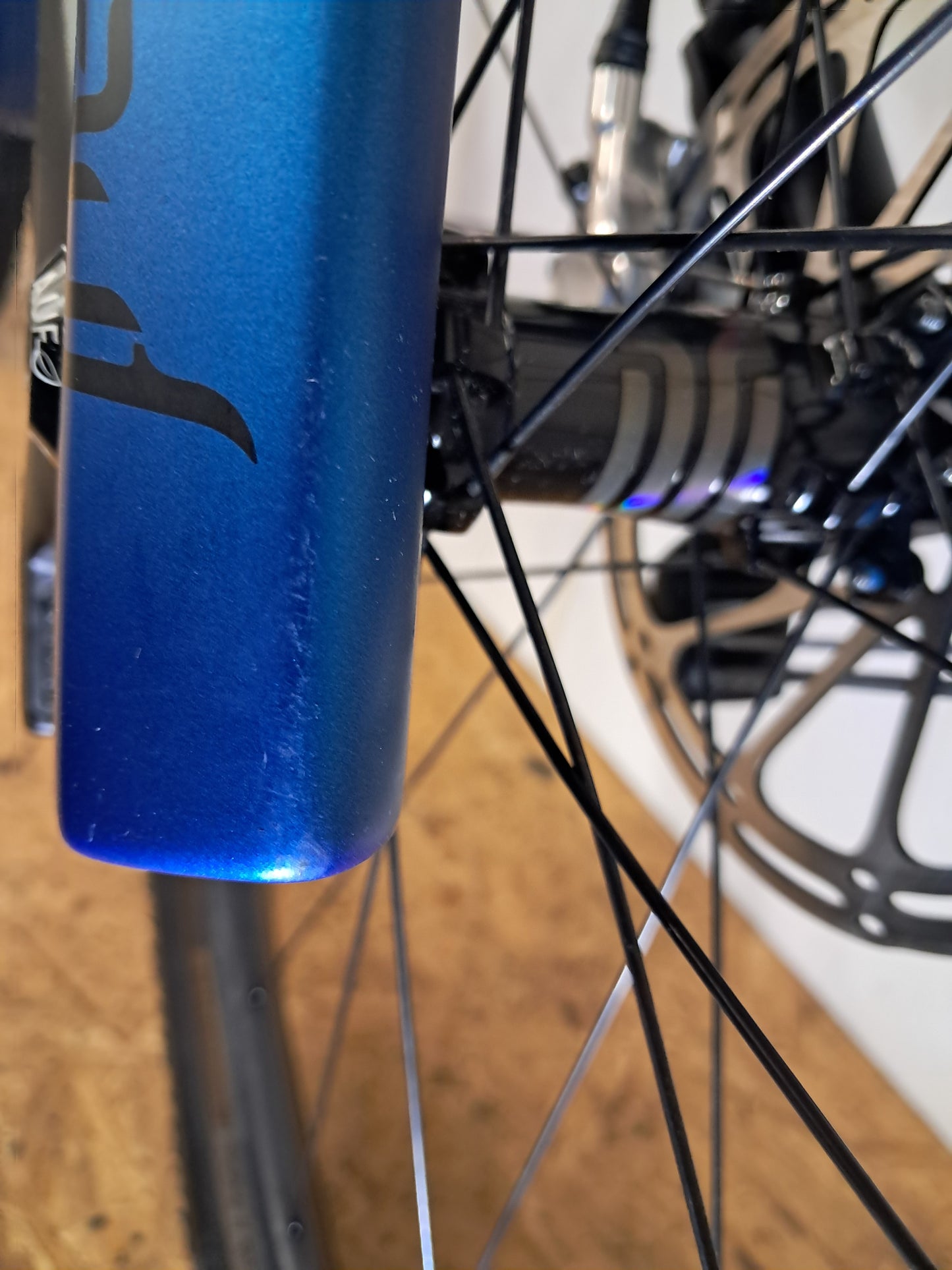 Seigla - Ultimate - (Medium) Silfra Blue - Satin