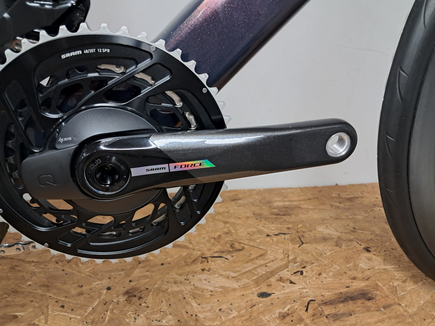 Úthald - Race Wireless - (Medium) Thingvellir Sky - Glossy