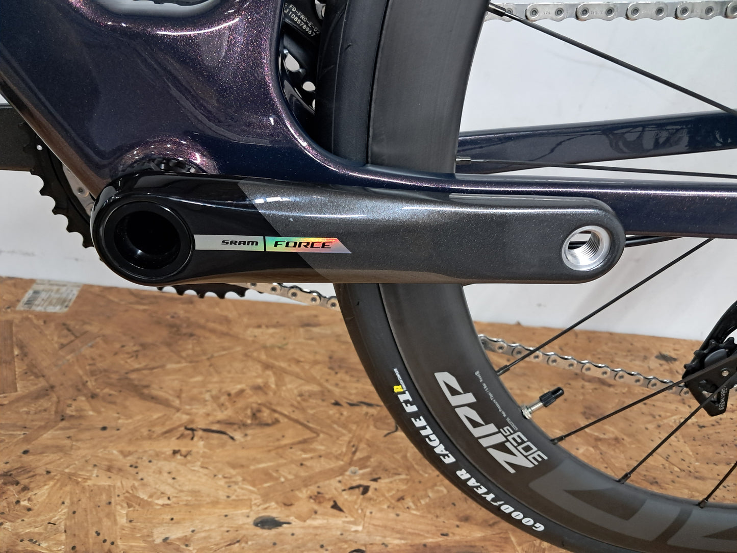 Úthald - Race Wireless - (Medium) Thingvellir Sky - Glossy