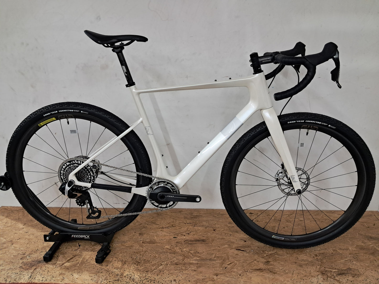 Seigla Rigid - Ultimate - (Large) Glacial White - Glossy