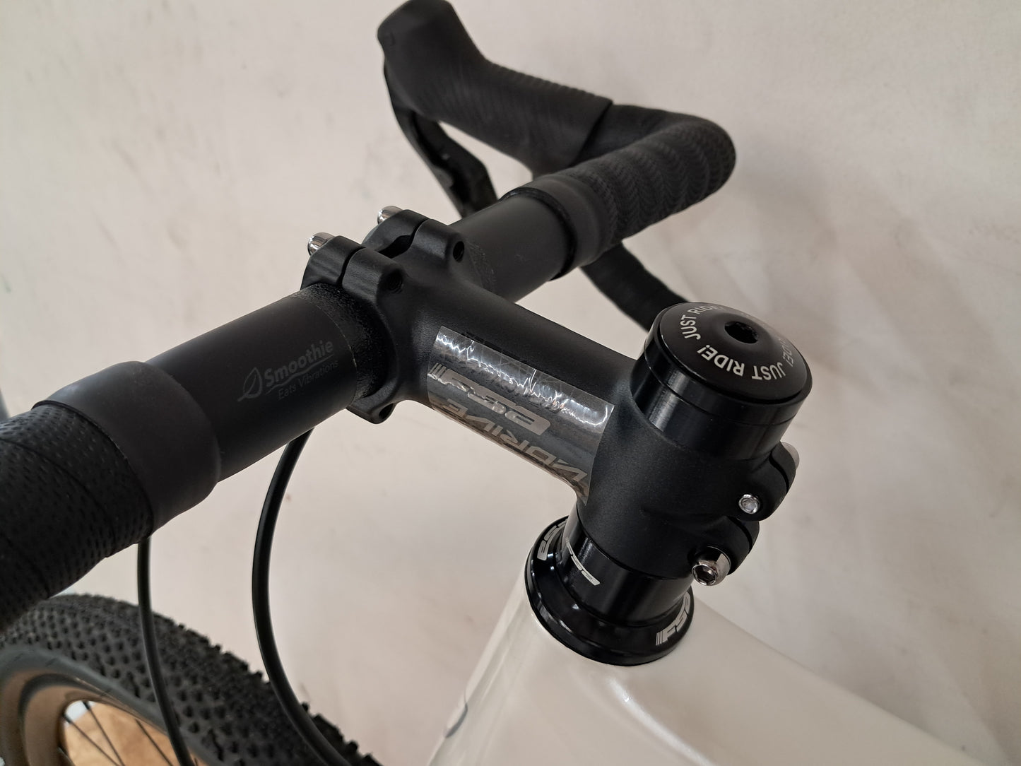 Seigla Rigid - Ultimate - (Large) Glacial White - Glossy