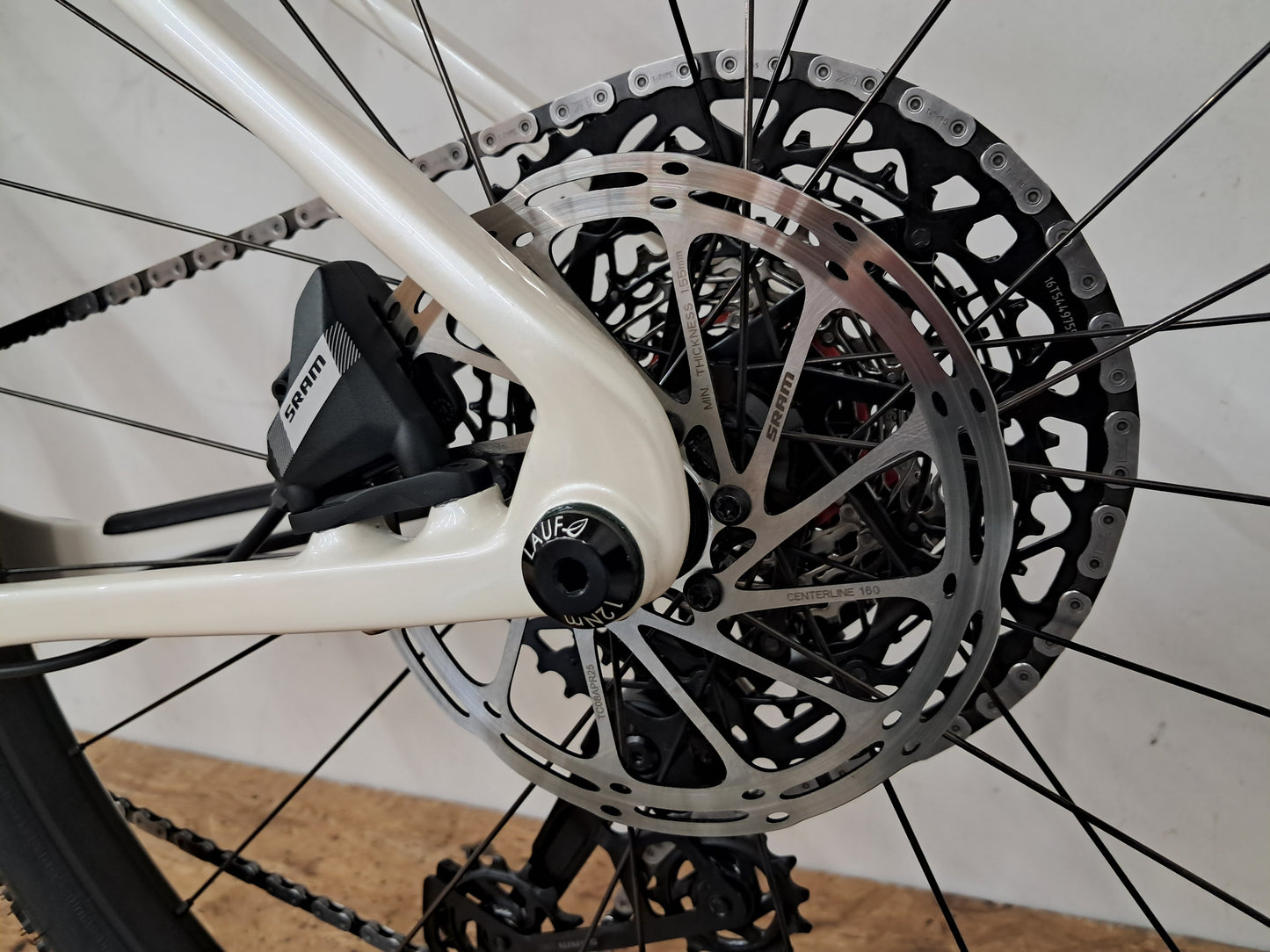 Seigla - Core Transmission - (Large) Glacial White - Glossy