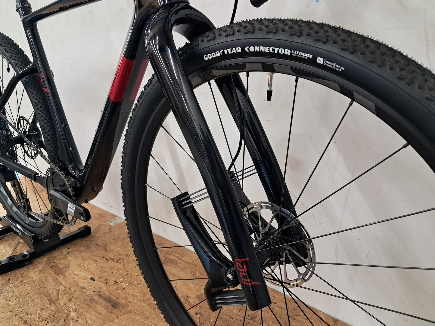 Seigla - Core Transmission - (Small) Obsidian Black - Glossy