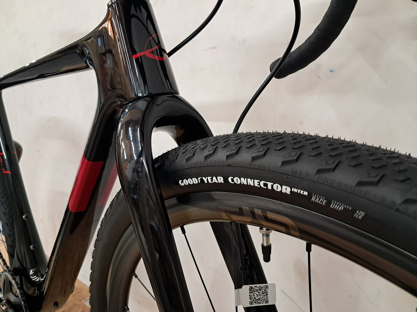 Seigla Rigid- Race Transmission - (Small) Obsidian Black - Glossy