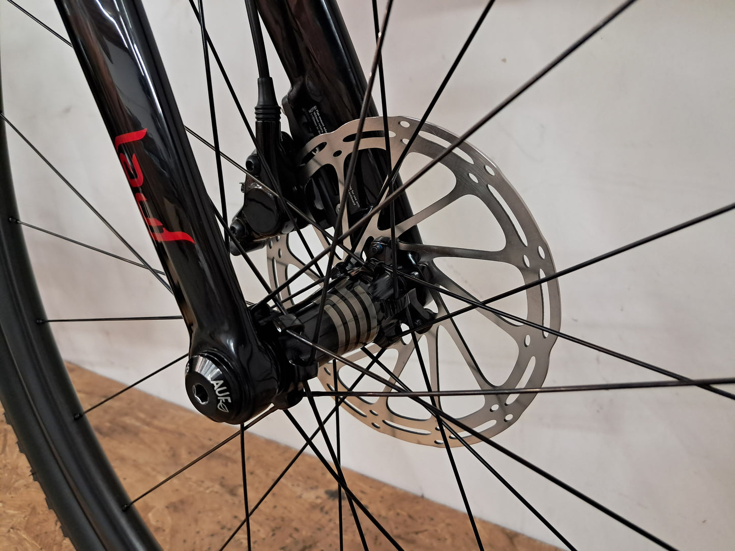 Seigla Rigid- Race Transmission - (Small) Obsidian Black - Glossy