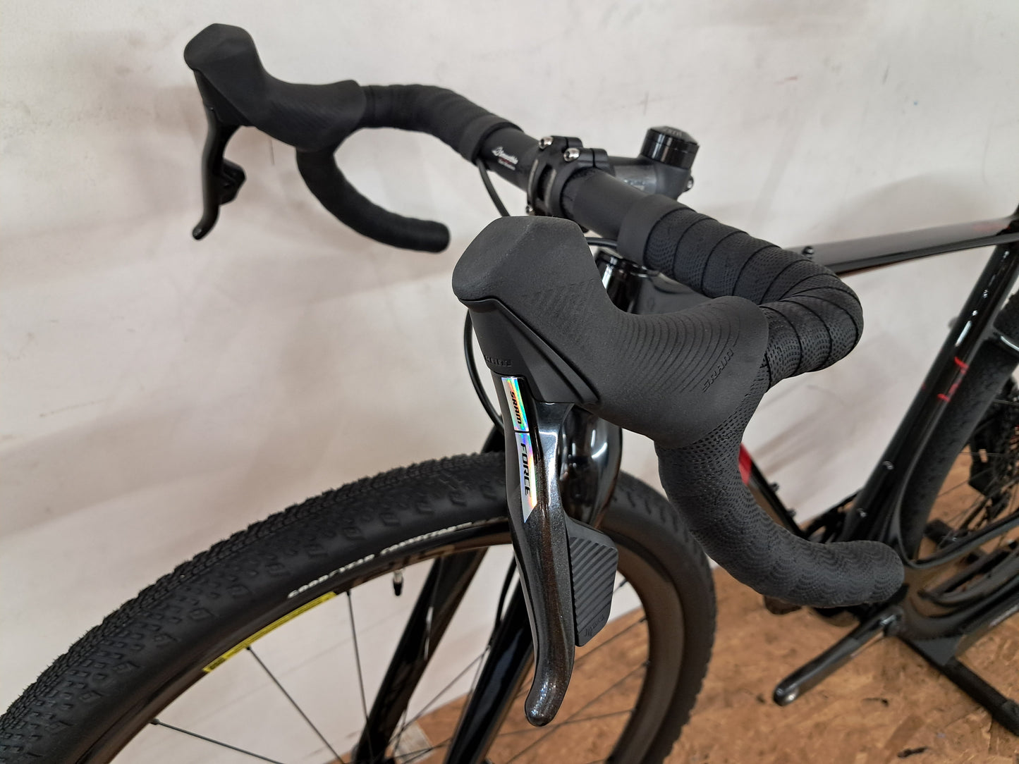 Seigla Rigid- Race Transmission - (Small) Obsidian Black - Glossy