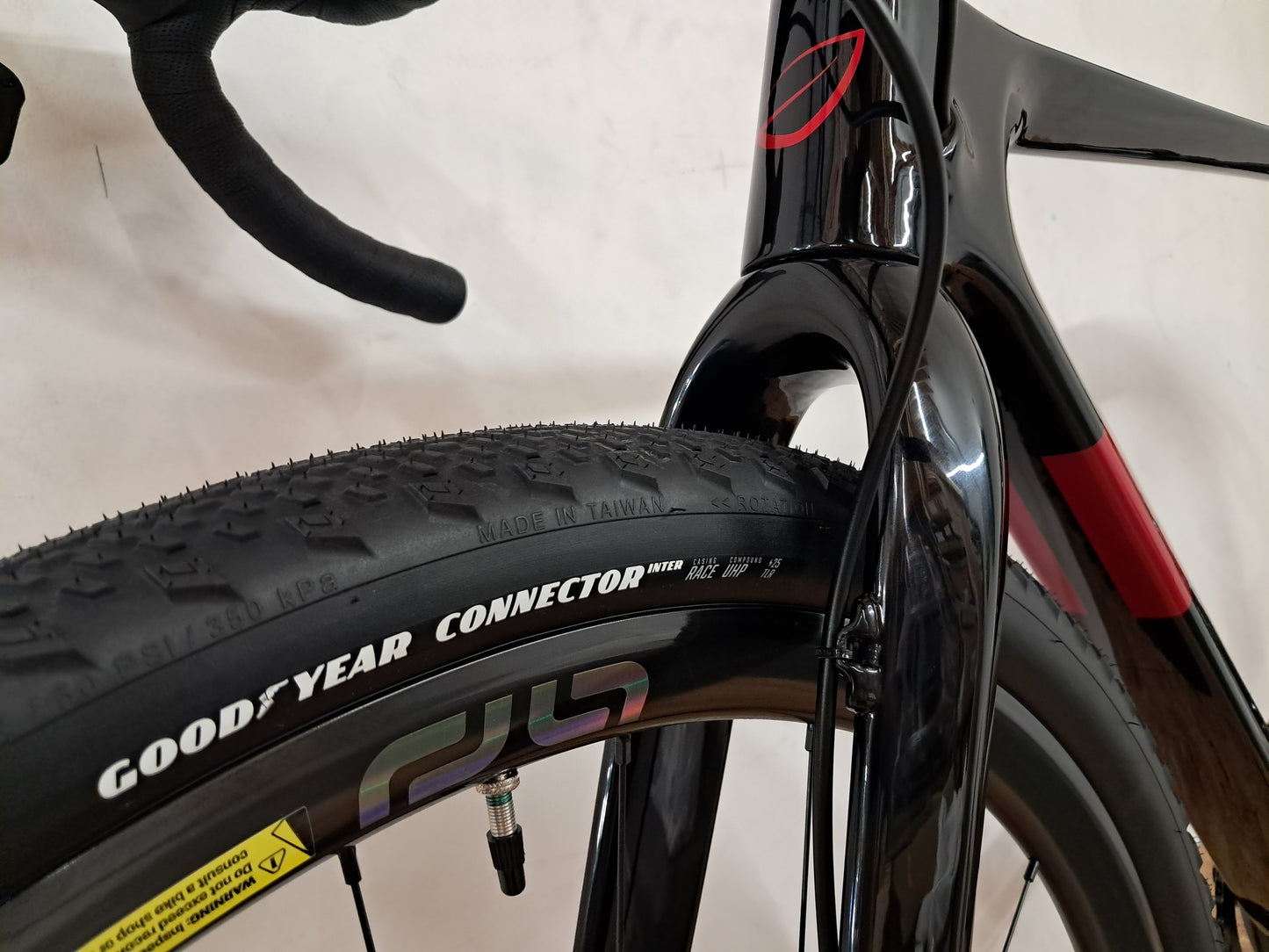 Seigla Rigid- Race Transmission - (Small) Obsidian Black - Glossy