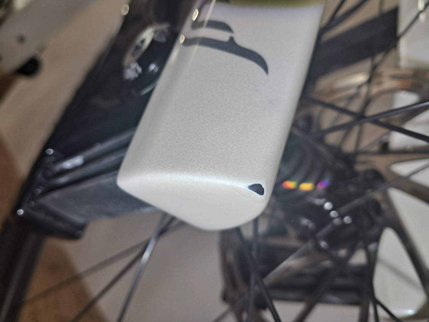 Seigla - Race Transmission - (Large) Glacial White - Glossy