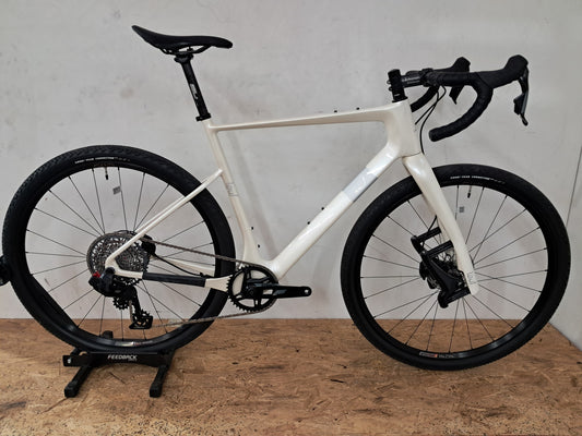 Seigla - Weekend Warrior Wireless E1 - (Large) Glacial White - Glossy