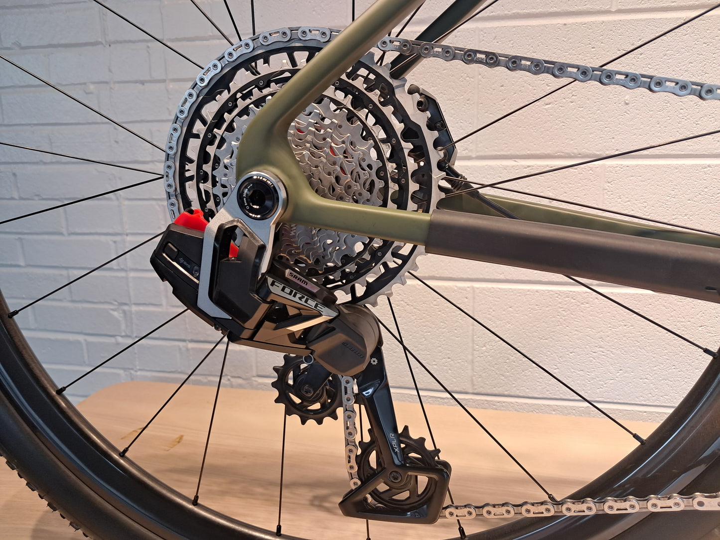 Seigla Rigid - Race Wireless E1 - (Large) Moss Green - Satin