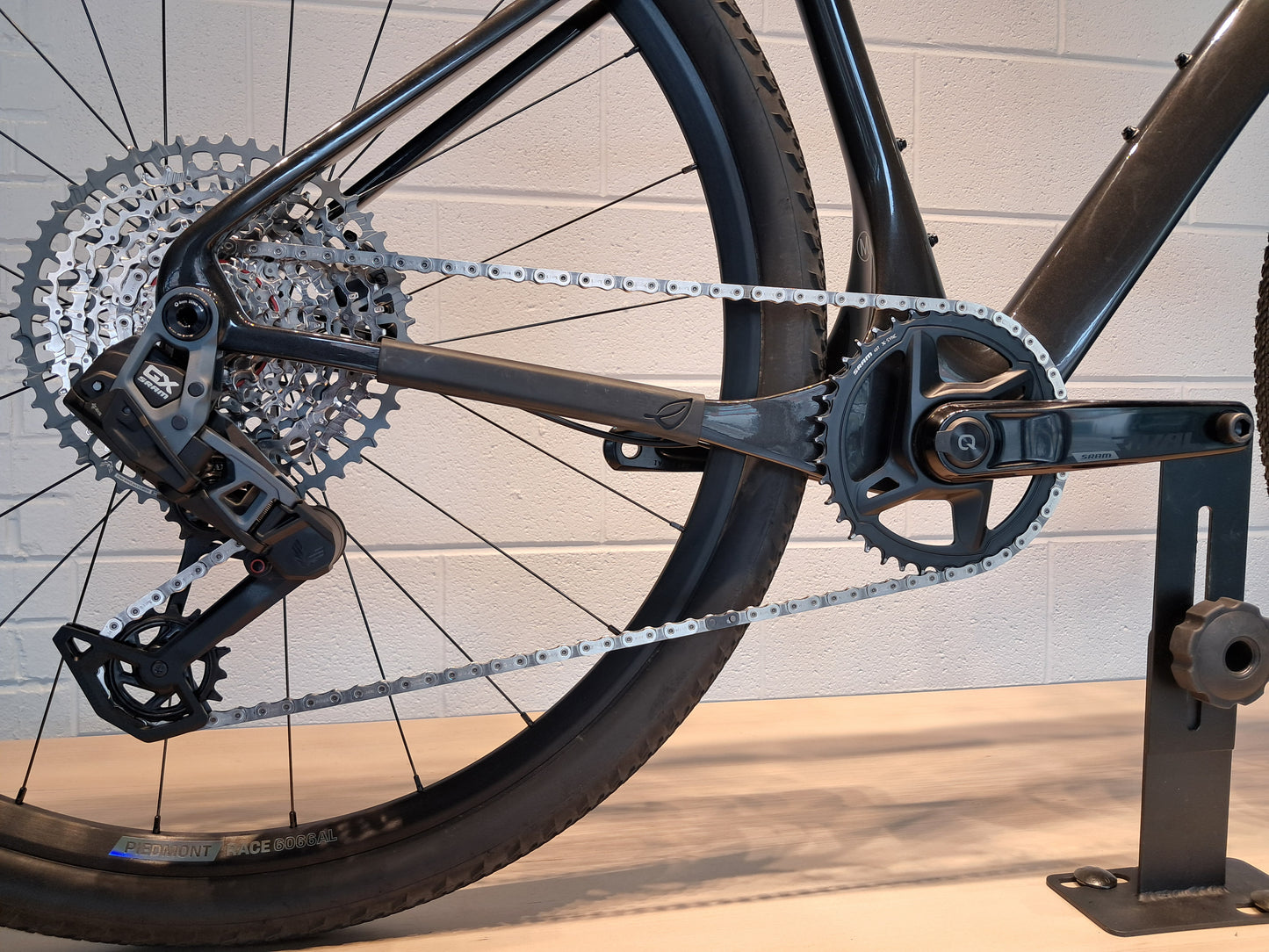 Seigla - Weekend Warrior Transmission - (Medium) Basalt Black - Glossy