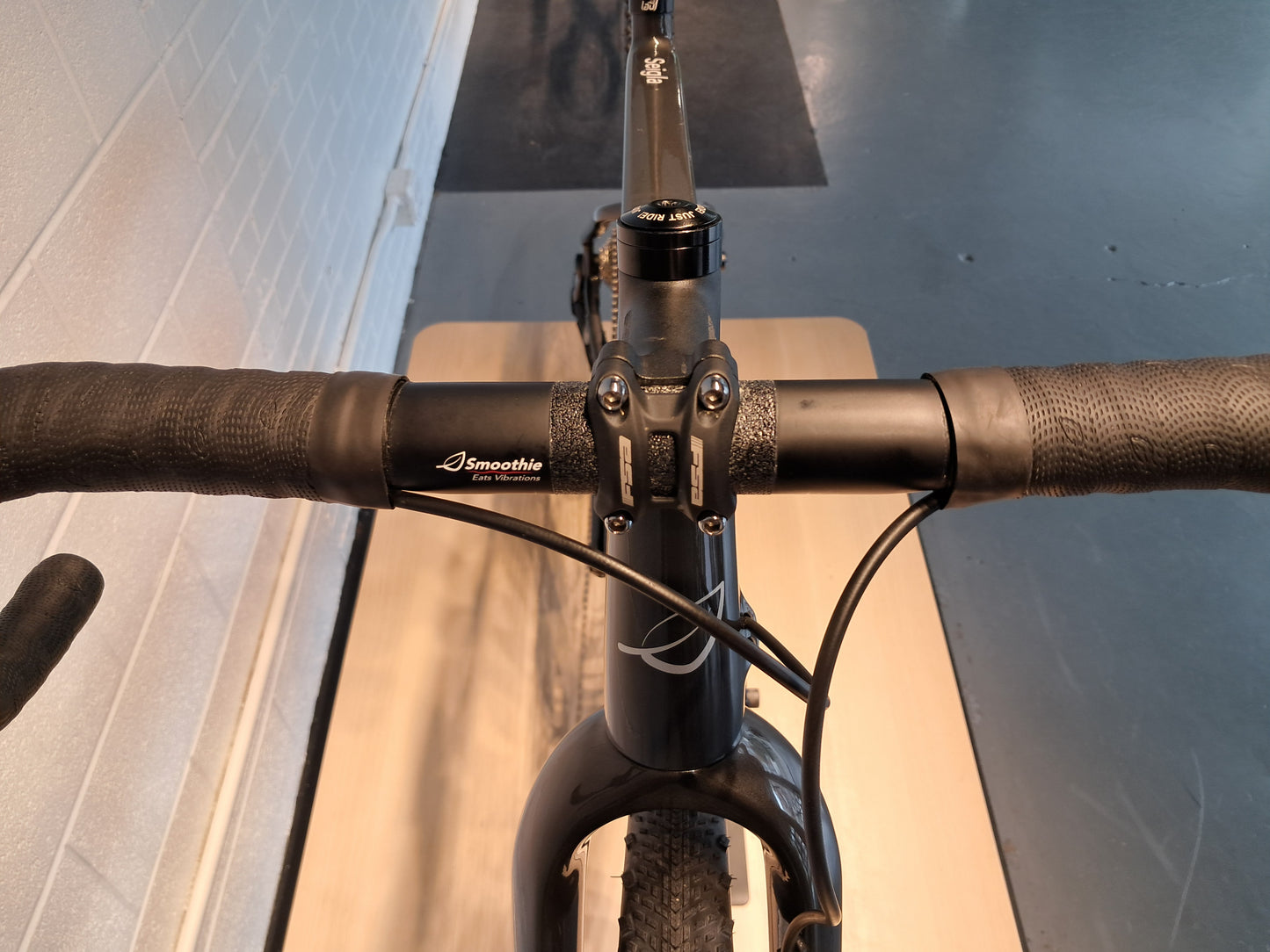 Seigla - Weekend Warrior Transmission - (Medium) Basalt Black - Glossy