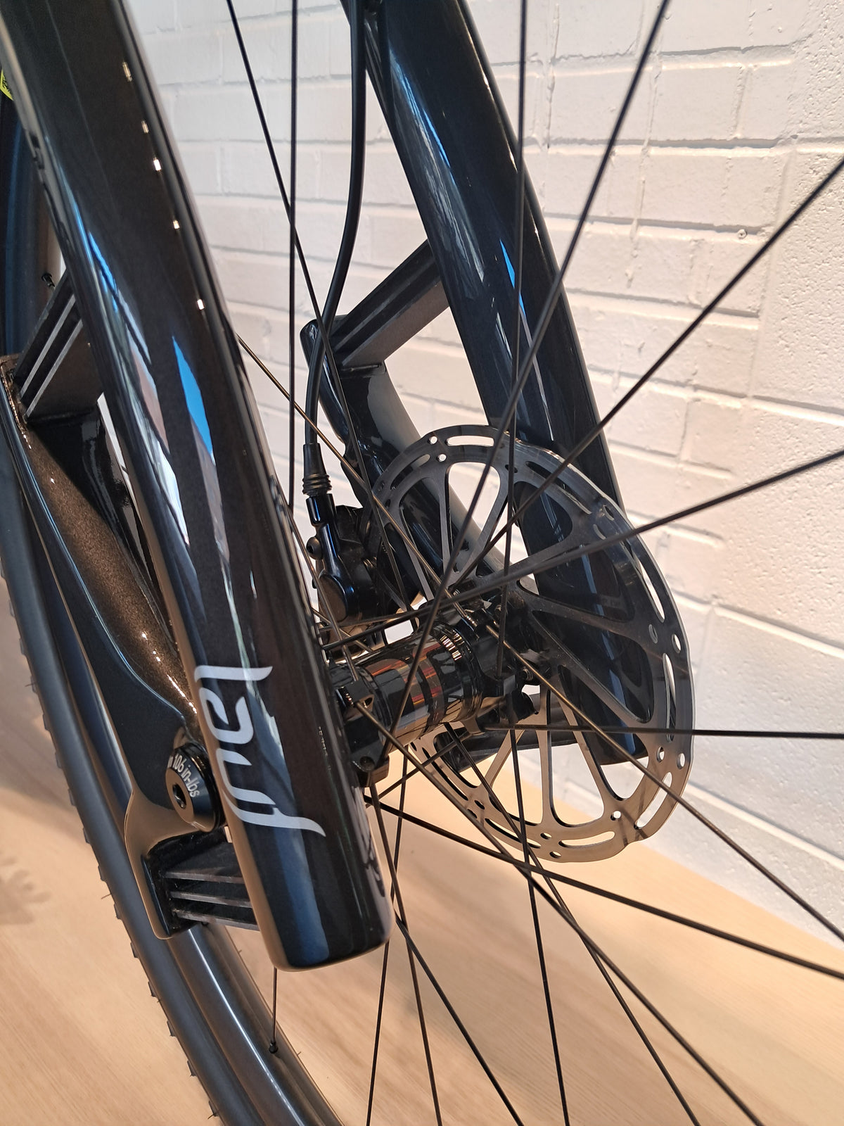Seigla - Race Transmission - (Medium) Basalt Black - Glossy