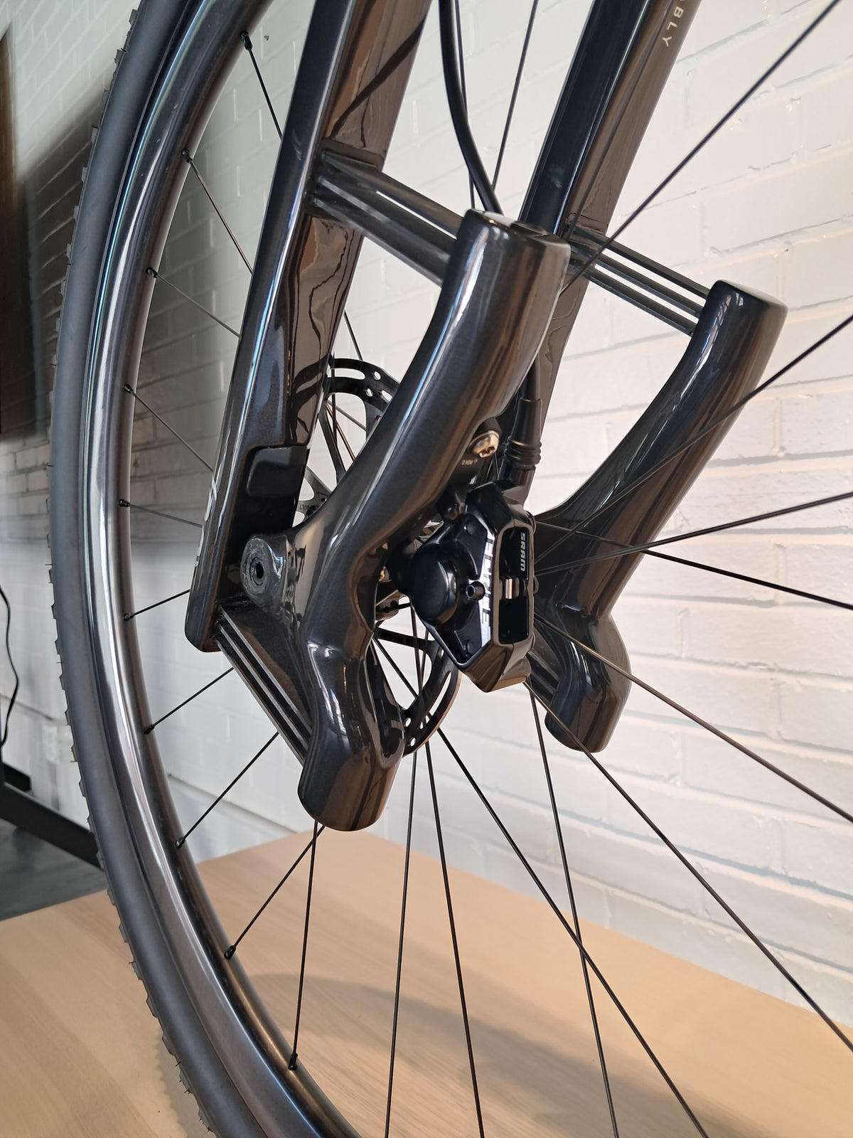 Seigla - Race Transmission - (Medium) Basalt Black - Glossy