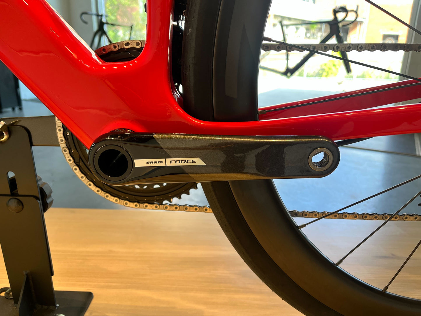 Úthald - Race Wireless - (Medium) Rubus Red - Glossy