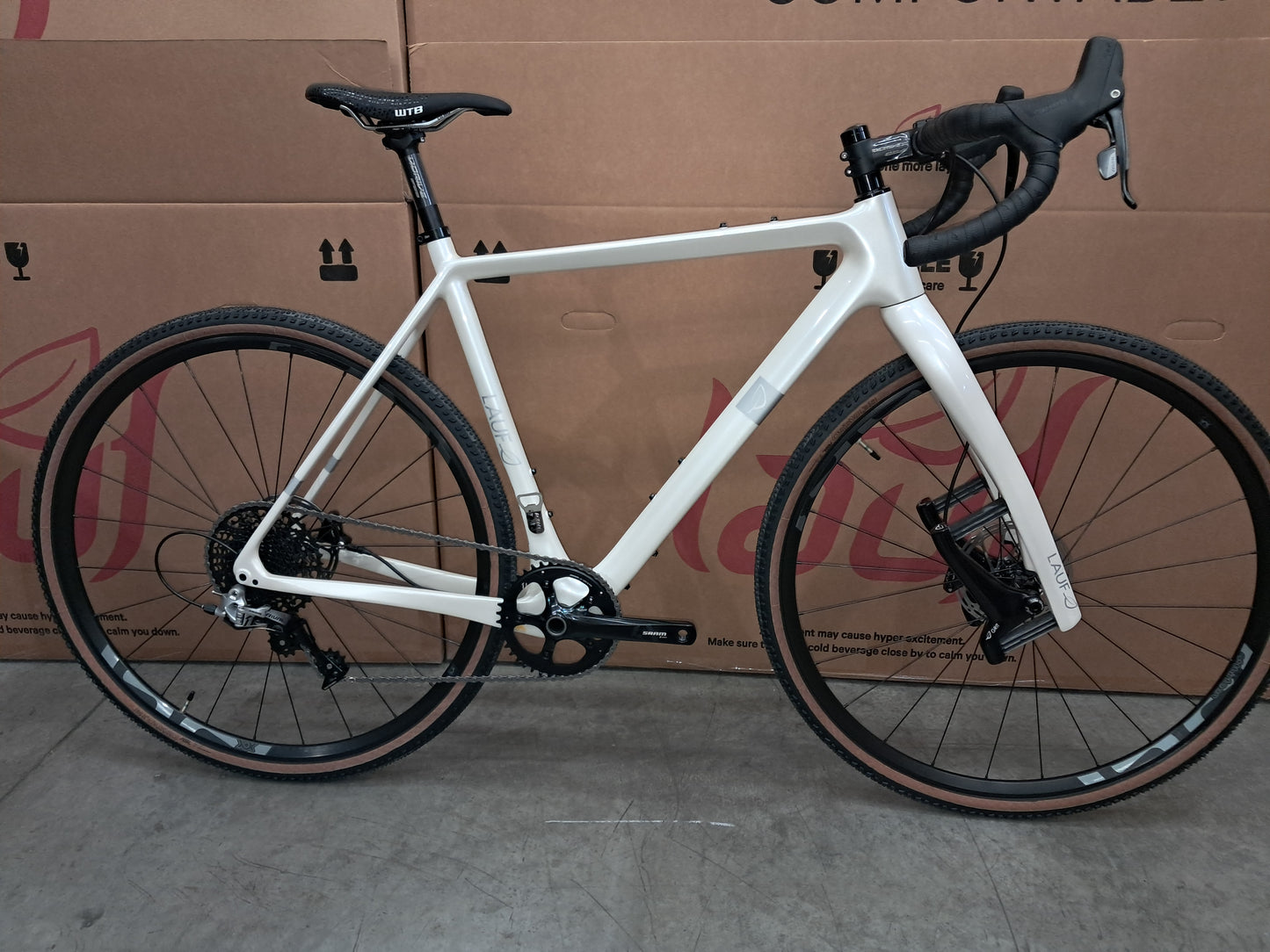 True Grit - Weekend Warrior - (Medium) Pearl White - Glossy